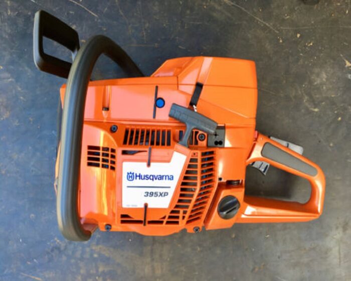 Tronçonneuse1 Husqvarna 395 XP - 70 cm, 5,5 kW